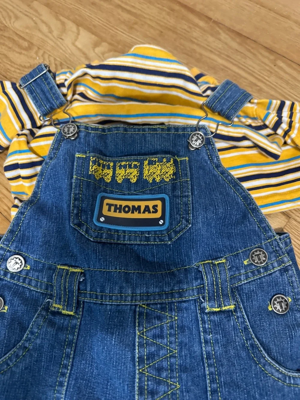 Y2K 24 months Thomas and Friends Button Overalls